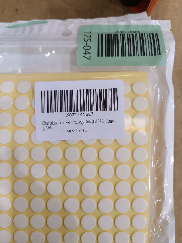 Photo 1 of 1000pcs Double-Sided Putty for Wall Hanging Removable Adhesive Stickers for Posters Easy to Use Wall Adhesive Damage Tacky Putty 