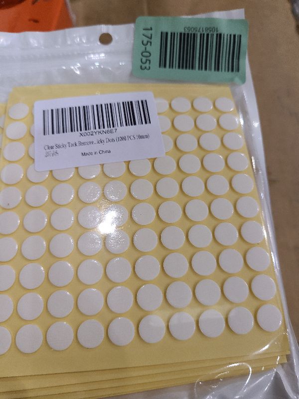 Photo 1 of 1000pcs Double-Sided Putty for Wall Hanging Removable Adhesive Stickers for Posters Easy to Use Wall Adhesive Damage Tacky Putty 