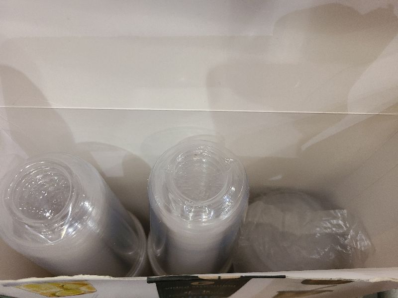 Photo 1 of 24oz Disposable Stemless Glasses With Strawless Sip Lids,PET Disposable Drinking Cups,Clear Plastic Wine Glasses for Parties Birthday,Wedding,Meeting,Christmas Party Supplies (100, Transparent)