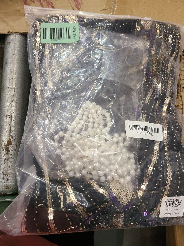 Photo 1 of 1920s Great Gatsby Dresses for Women Roaring 20s Flapper Dresses Costumes for Women Sequin Fringe Set with 1920s Costumes Accessories Black XL