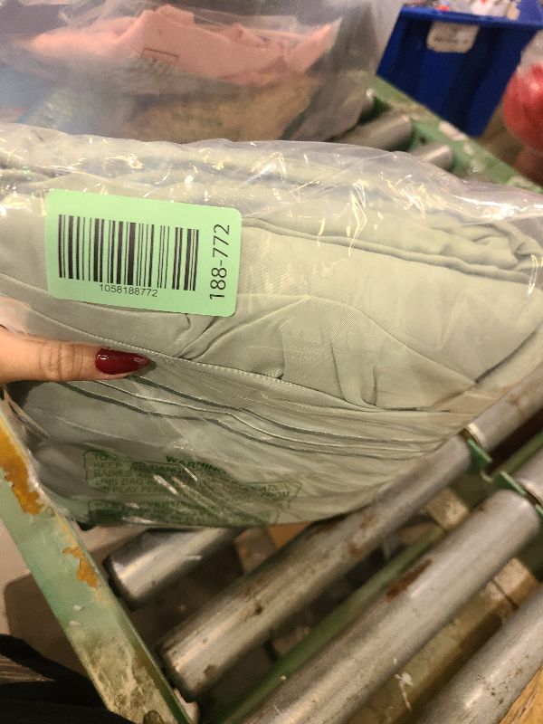 Photo 1 of 1500 Supreme Collection King Sheet Sets Mint Green - Luxury Hotel Bed Sheets and Pillowcase Set for King Mattress - Extra Soft, Elastic Corner Straps, Deep Pocket Sheets, King Mint Green