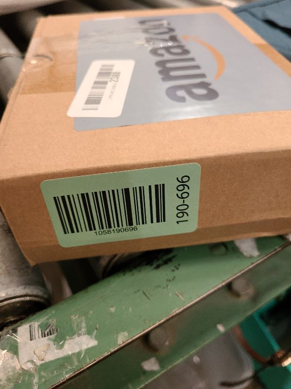 Photo 1 of 2PCS Artificial Greenery Stems Plants Faux Leaf with Flowers for Home Party Wedding Spring Decoration (White)