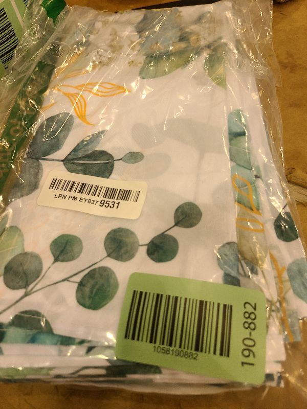 Photo 1 of 12 Pcs Eucalyptus Greenery Cloth Napkins 20"x20" Washable Dinner Tea Party Napkins for Kitchen Party Wedding Restaurant Indoor Outdoor Botanical Fresh Spring Summer