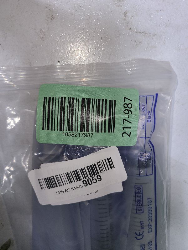 Photo 1 of 20ml Syringe for Liquid, Oral, Scientific Labs, Measurement, Dispensing, with Cap- 3 Pack 20ml Syringes