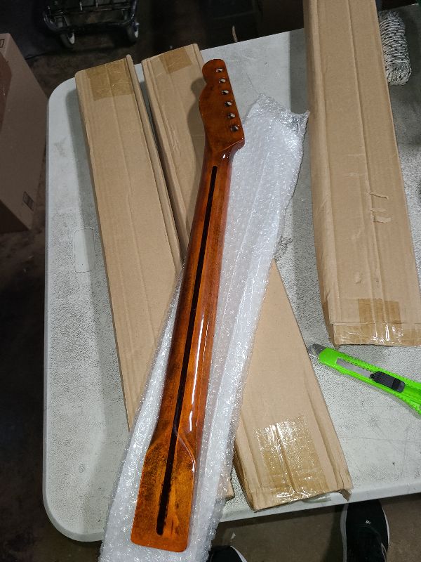 Photo 1 of 22 Fret Maple Wood Guitar Neck with Rosewood Fretboard for TL Style Electric Guitar Replacement