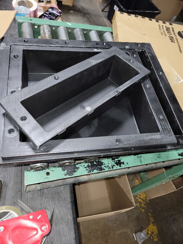 Photo 1 of (114)
Shower Niche SMC Material 53 x 43 x 15 cm Niche for Shower Wall Shower Niches Ready for Tile Shower Niche Shelf Black