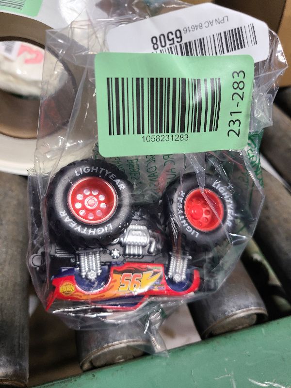 Photo 1 of 12 Styles Movie Cars 3 Black Storm Jackson McQueen Curz Mater Giant Wheels Cars 1?55 Diecast Vehicles Toys Set Children Car Toy (Lightning McQueen)