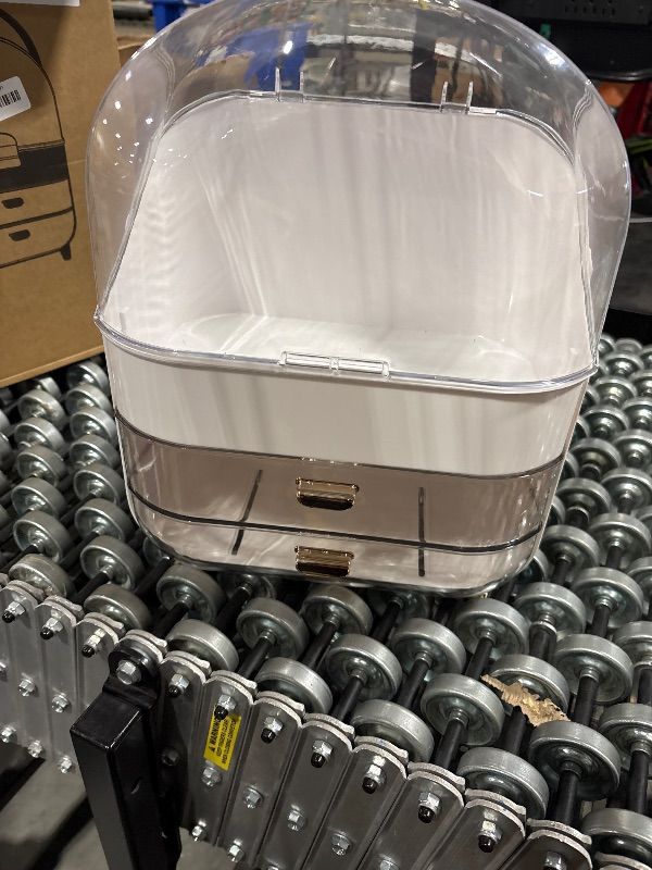 Photo 1 of **TOP IS DAMAGED**DOESNT CLOSE PROPERLY**
Makeup Organizer, Skincare Holder Bathroom Counter Organizer, Storage Box Cosmetic Display Cases, Teen Girl Gifts Trendy Stuff Make up Organizers for Vanity, Dresser, Countertop (Rose Gold)