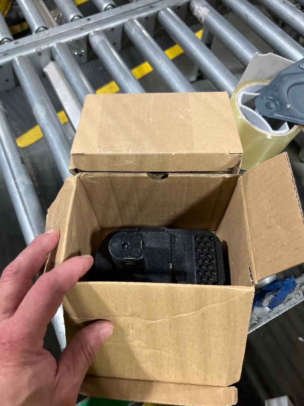 Photo 1 of **1 BATTERY DOES NOT WORK** VANON Replacement for Ryobi 18V Battery 7.0Ah Lithium ion 18 Volt Batteries Replacement for Ryobi 18V Cordless Tools P108 P107 P105 P104 P103 2Pack