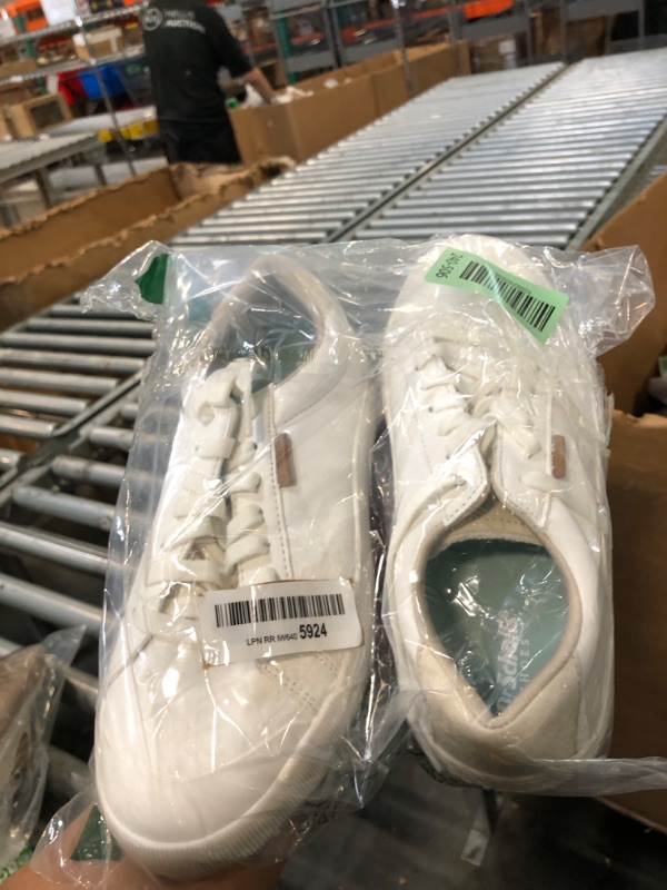 Photo 1 of ***HAVE BEEN WORN AND USED!!!!!!!!!Dr. Scholl's Shoes Womens Time Off Sneaker White Smooth 7 W