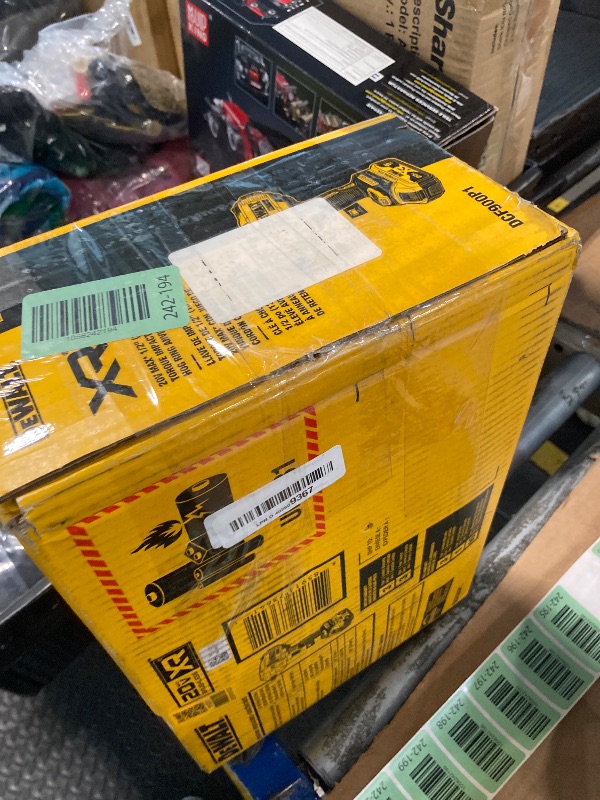 Photo 1 of ***VERY UDES***
DEWALT 20V MAX Cordless Impact Wrench Kit, 20V MAX, 1/2" Hog Ring With 4-Mode Speed, Includes Battery, Charger and Kit Bag (DCF900P1)