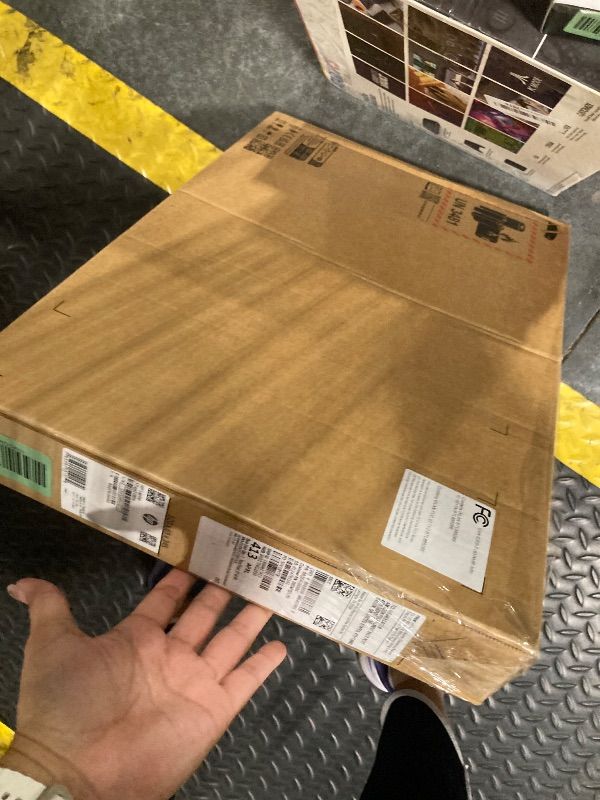 Photo 1 of ***PASSWORD LOCK***
HP 17.3 inch Laptop, HD+ Display, AMD Ryzen 5 7520U, 16 GB RAM, 512 GB SSD, AMD Radeon Graphics, Windows 11 Home, Natural Silver, 17-cp2199nr