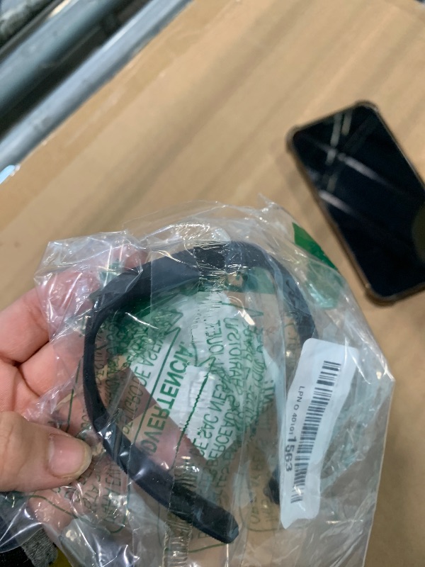 Photo 1 of *Missing Parts*
Fitbit Flex 2, Black (US Version), 1 Count