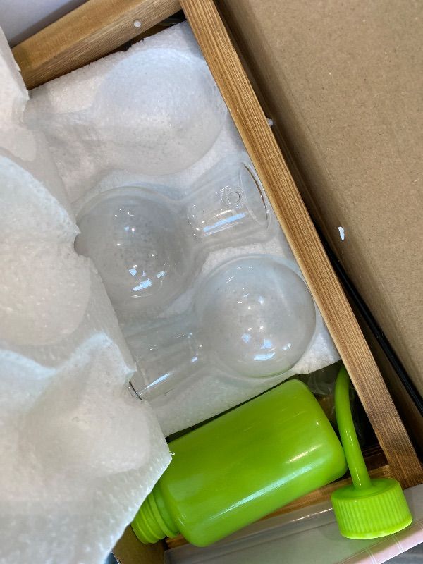 Photo 1 of *Missing Parts*
XXXFLOWER Plant Terrarium with Wooden Stand, Air Planter Bulb Glass Vase Metal Swivel Holder Retro Tabletop for Hydroponics Home Garden Office Decoration - 3 Bulb Vase