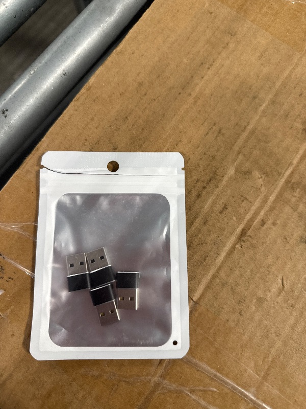 Photo 1 of ????? ???????? USB to USB C Adapter,Type-C Female to A Male Charger Converter for iPhone 17 Charger,iWatch Ultra SE 9 10,iPhone 17 Pro Max 16 15 12,Samsung S25,AirPods,iPad,Car,PS4