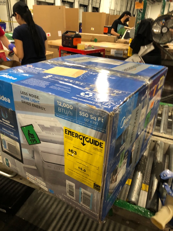 Photo 1 of *** USED****
Midea 12,000 BTU U Shaped Smart Inverter Window Air Conditioner - Cools 550 Sq Ft, Ultra Quiet with Open Window Flexibility - Alexa/Google Assistant Compatible - 35% Energy Savings, Remote (Updated)