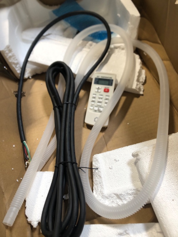 Photo 1 of  *** MISSING MOTOR, ONLY CONSOLE / USED / UNTESTED  *** 
9000 BTU Mini Split Air Conditioner, 18.5 SEER2 208-230V Split Unit Ac and Heat Cool Up to 450 Sq.Ft, Ductless Air Conditioner w/Complete Installation Kit,Remote,2.0 Wifi Control,Low Noise