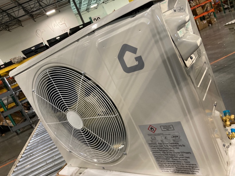 Photo 1 of *** It lacks an engine and has a dent. / VERY USED / MISSING PARTS ***
Garvee 12,000 BTU Split Air Conditioner and Heater, SEER2 19, 208-230V,All- Season Application, Remote Control, Sleep Mode,Timer Function, for Bedroom, Living Room and Space up to 75