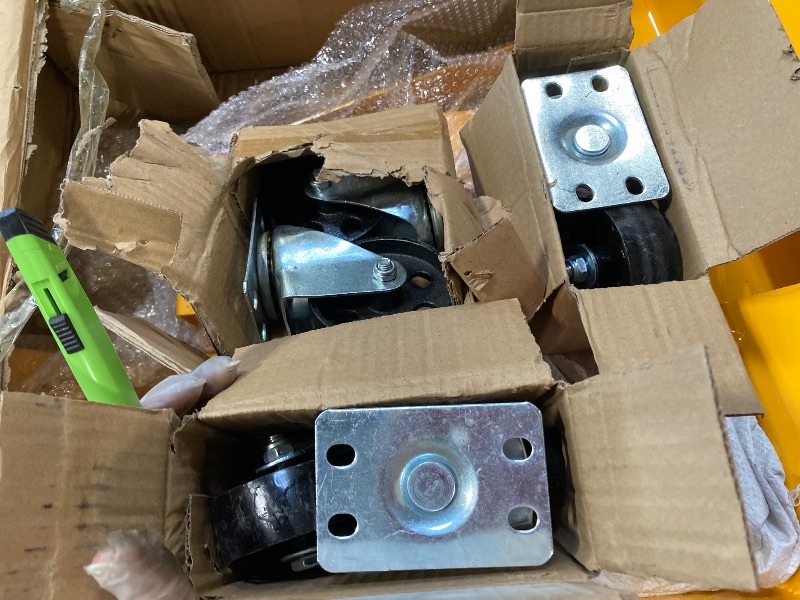 Photo 1 of ***MINOR DETAILS/ USED/ MISSING PARTS **** 
Engine Stand, 2000LBS Capacity Engine Motor Stand with 360-Degree Rotating Head,6 Casters, 4 Adjustable Arms,Folding Heavy-Duty Steel Engine Lift Stand for Auto Motor Repair