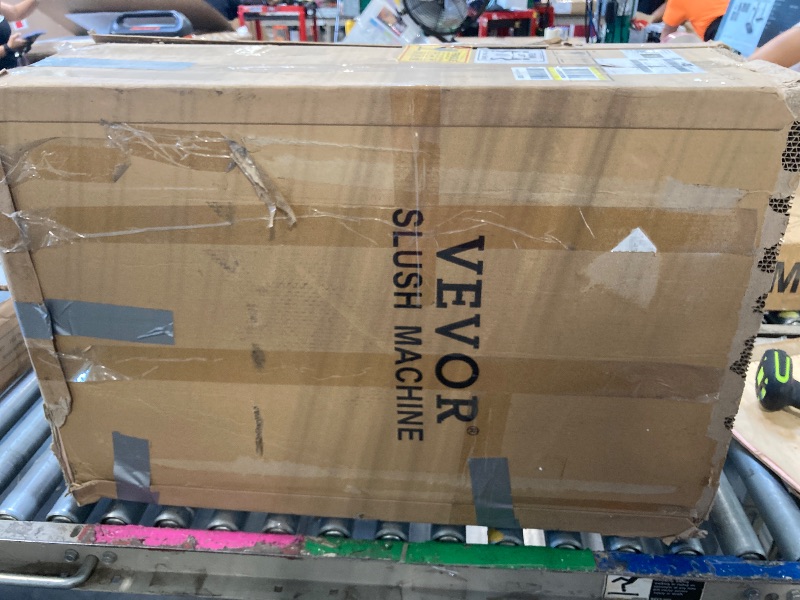 Photo 1 of ** USED / SIMILAR ***
VEVOR Slushy Machine, 15L Single Tank Commercial Margarita Machine, 60 Cups Stainless Steel Margarita Smoothie Frozen Drink Machine, Slushie Machine for Home Party Restaurants Cafe Bars