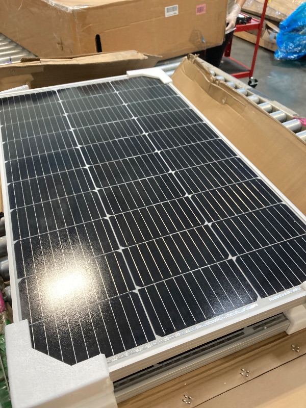 Photo 1 of ** USED**** Traver Force 100W 12V 10BB Monocrystalline Solar Panel, Up to 25% High Efficiency Module with Grade A+ Cells, Waterproof for RVs, Motorhomes, Cabins, Marine, Boat,4pcs