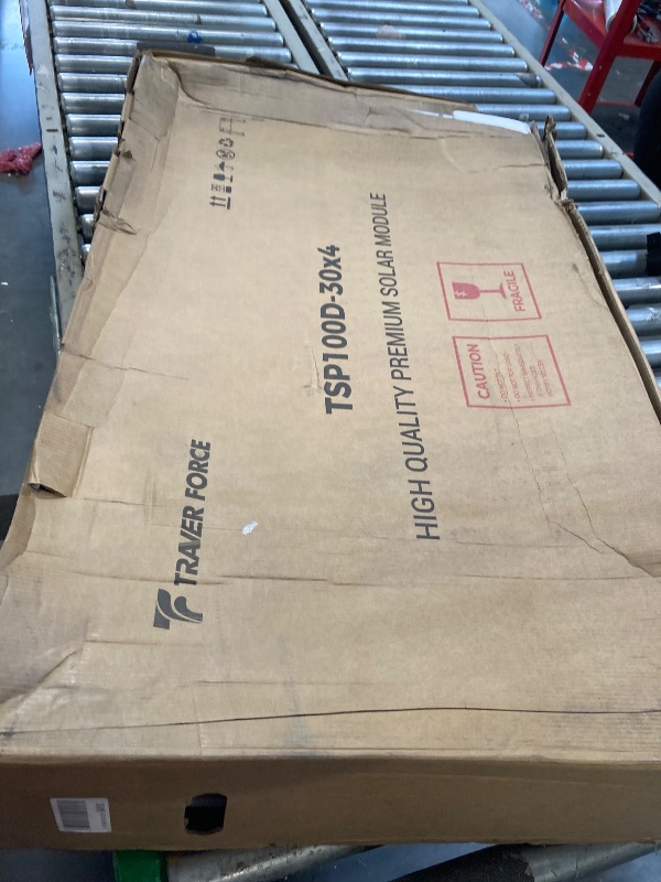 Photo 1 of ** USED**** Traver Force 100W 12V 10BB Monocrystalline Solar Panel, Up to 25% High Efficiency Module with Grade A+ Cells, Waterproof for RVs, Motorhomes, Cabins, Marine, Boat,4pcs