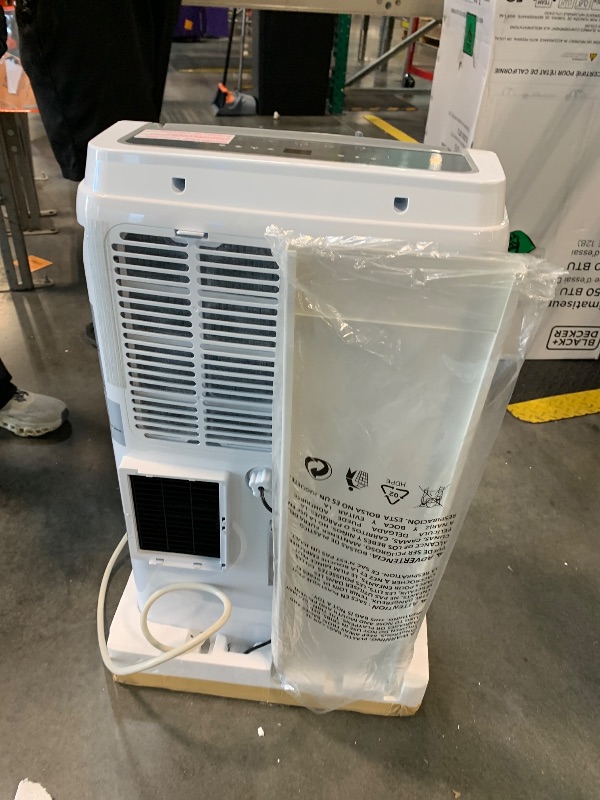 Photo 1 of ** USED*** BLACK+DECKER Portable Air Conditioner, 8,000 BTU (3,950 BTU SACC) for Rooms up to 400 Sq. Ft., Portable AC with Follow Me Remote Control and Window Kit, BPACT08WT, White