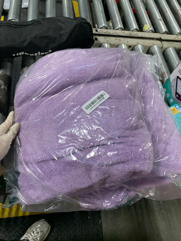 Photo 1 of  ** VERY USED/ MISSING PARTS ** White Classic Luxury Soft Bath Sheet Towels - 650 GSM Cotton Luxury Bath Towels Extra Large 35x70 | Highly Absorbent and Quick Dry | Hotel Quality Extra Large Bath Towels Oversized, Lavender, 2 Pack