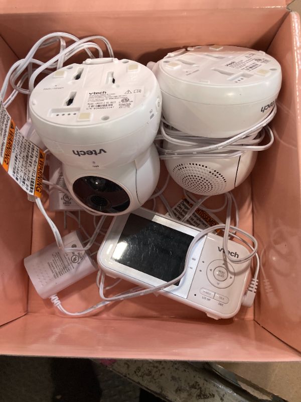 Photo 1 of ** VERY USED*** VTech VM923-2 Baby Monitor, 2.8”Screen, 1000ft Range, Pan-Tilt-Zoom, Night Vision, 2-Way Audio, Temperature Sensor, Lullabies, Secured Transmission No WiFi