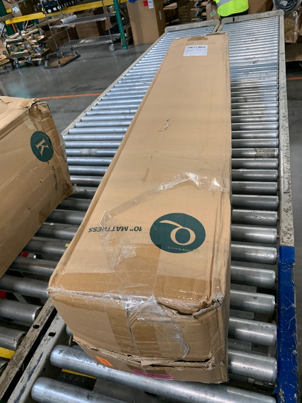 Photo 1 of ** NEW *** ZINUS 10 Inch Green Tea Cooling Memory Foam Mattress [New Version], Queen, Fiberglass Free, Medium Firmness, Cooling Gel Foam, Certified Safe Foams & Fabric, Mattress in A Box