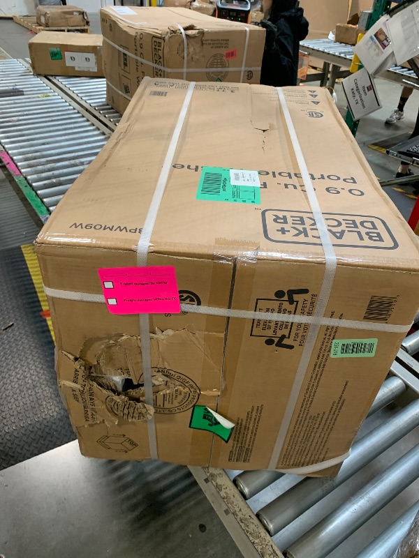 Photo 1 of ** FACTORY SEALED *** BLACK+DECKER 0.9 Cu. Ft. Portable Washer, 6.6 lb. Capacity Washing Machine for Homes & Apartments, 5 Wash Cycles, Quick Connect Sink Adapter and Drain Hose Included, Transparent Lid, BPWM09W, White