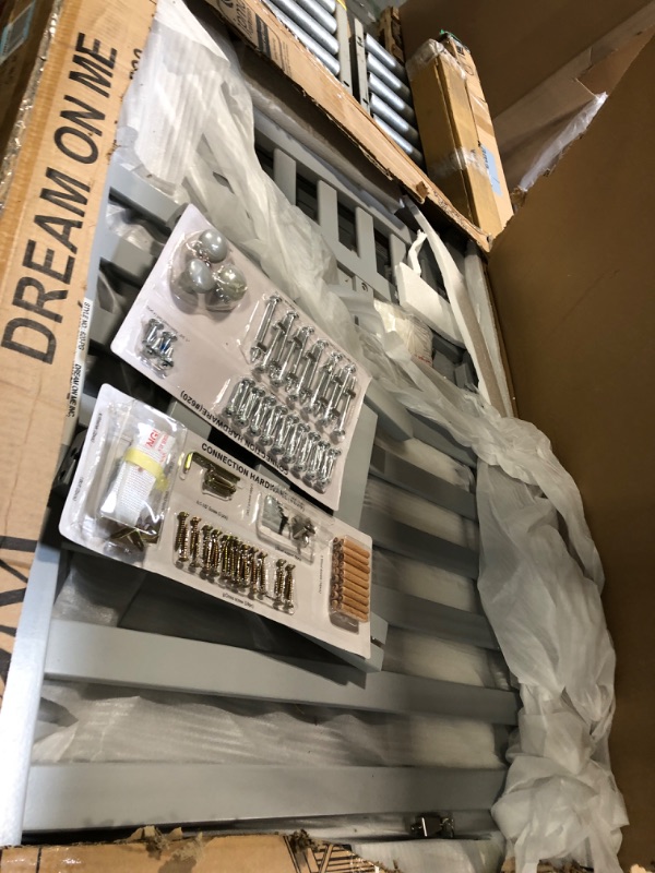 Photo 1 of ** USED/ MISSING PARTS / UNTESTED ***
Dream On Me 5 in 1 Brody Convertible Crib with Changer