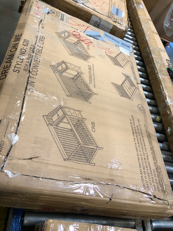 Photo 1 of ** USED/ MISSING PARTS / UNTESTED ***
Dream On Me 5 in 1 Brody Convertible Crib with Changer