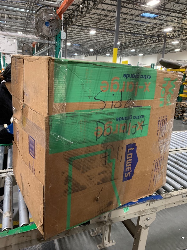 Photo 1 of ** VERY USED/ UNTESTEDE*** VEVOR Commercial Beverage Dispenser, 3 Tanks 18 L / 19 QT Per Tank Juice Dispenser, 512W Stainless Steel Ice Tea Drink Machine with 45°F-54°F Cooling Temperature, for Cold Drink Restaurant Bar Party