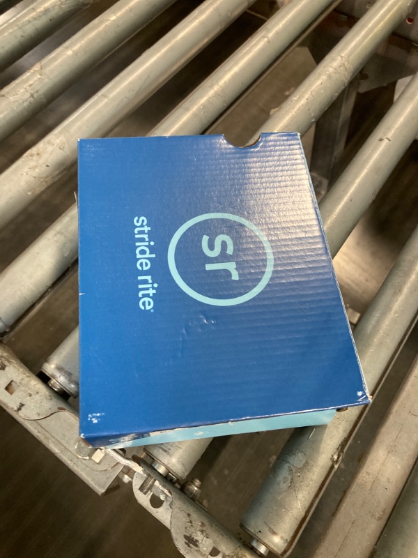 Photo 1 of **HAVE BEEN UJSED AND WORN***Stride Rite Kids SRTech Wes Sneaker, White, 7 X-Wide US Unisex Toddler