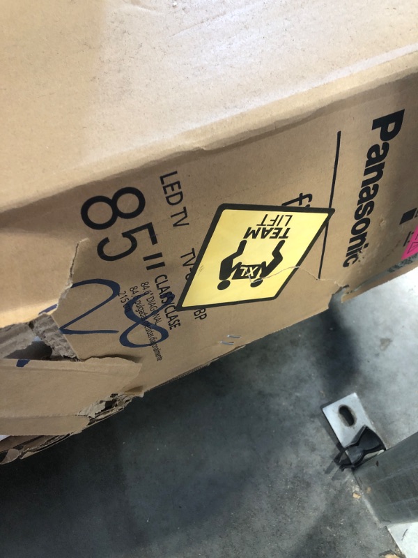 Photo 1 of *** SOLD FOR PARTS/BULK SALE/ FINAL SALE/ NO RETURNS*** 6 NONFUNCTIONAL TV's