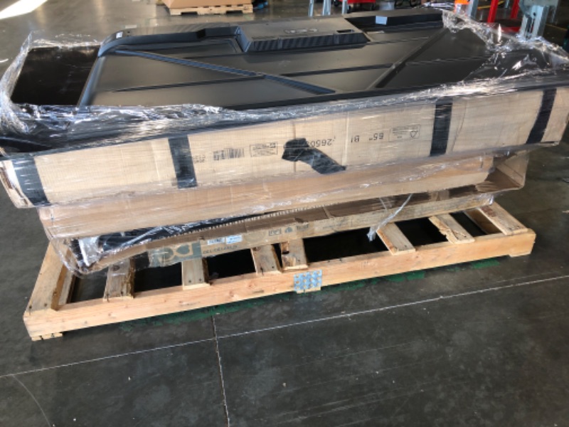 Photo 1 of ***FINAL SALE// BULK SALE/// NO RETURNS// SOLD FOR PARTS*** 6 NON FUNCTIONAL TV'S