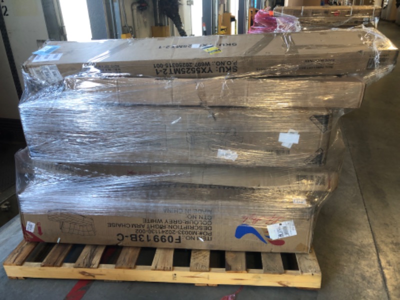 Photo 1 of *** BULK PALLET// 6  UNKNOWN RANDOM ITEMS/// FINAL SALE/// NO RETURNS****