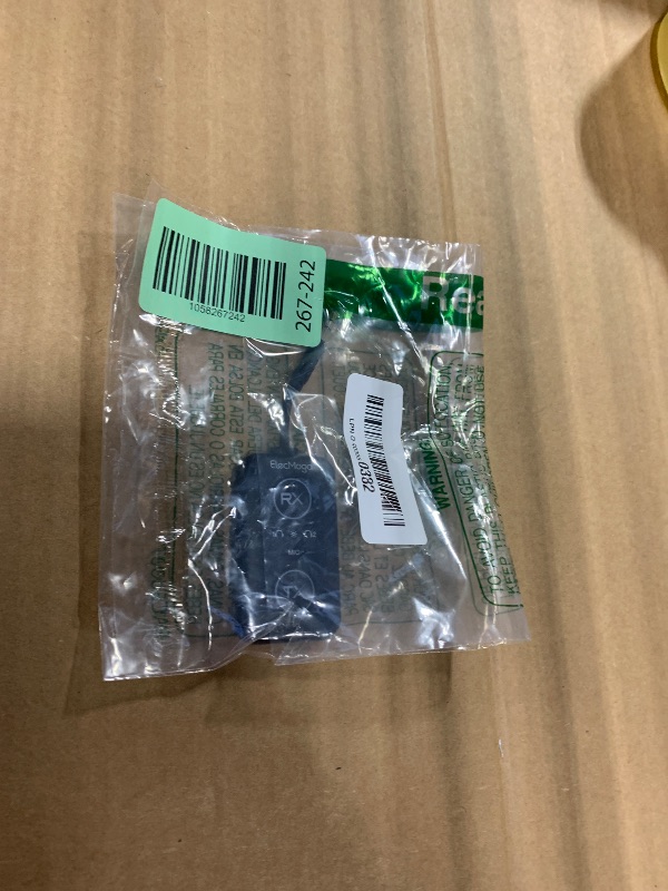 Photo 1 of **** MISSING SMALLER ADAPTIVE PIECE**** 2025 Upgraded Airplane Bluetooth 5.4 Adapter with aptX Adaptive, ElecMoga Airplane Travel Essentials Supports 2 AirPods or Headphones, 2-in-1 AUX Wireless Transmitter Receiver for Gym, TV, Car, Audio