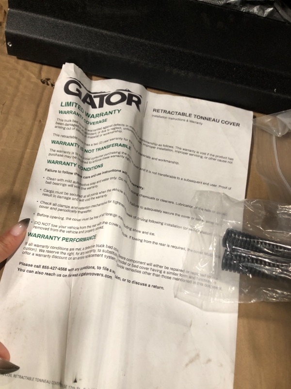 Photo 1 of *****NOT TESTED**** Gator Recoil Retractable Truck Bed Tonneau Cover | G30231 | Fits 2009 - 2018, 2019 - 2020 Classic Dodge Ram 1500 5' 7" Bed (67.4")