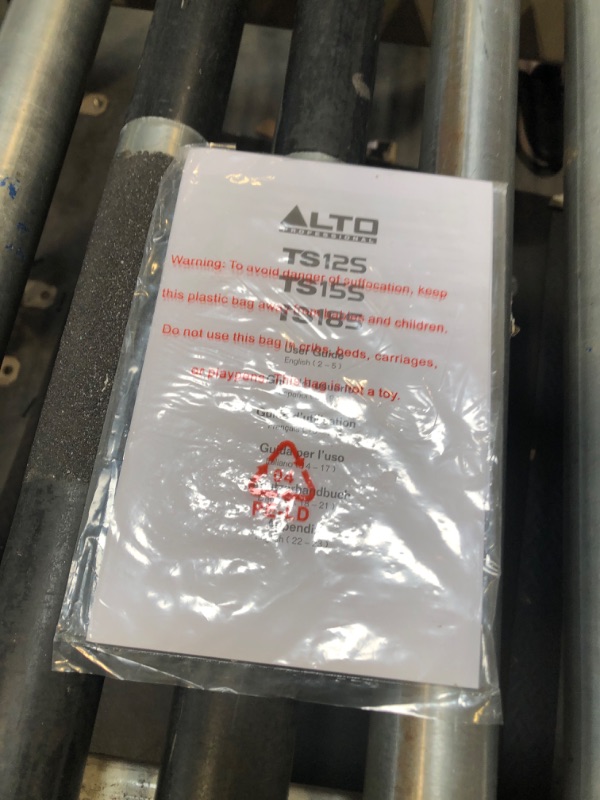 Photo 1 of ****turns on perfectly**** ALTO TS18S 2500W 18" Subwoofer, Powered PA Speaker with 6 Selectable DSP Modes, Easy Setup, 137 dB, 3" Voice Coil, Superior Bass