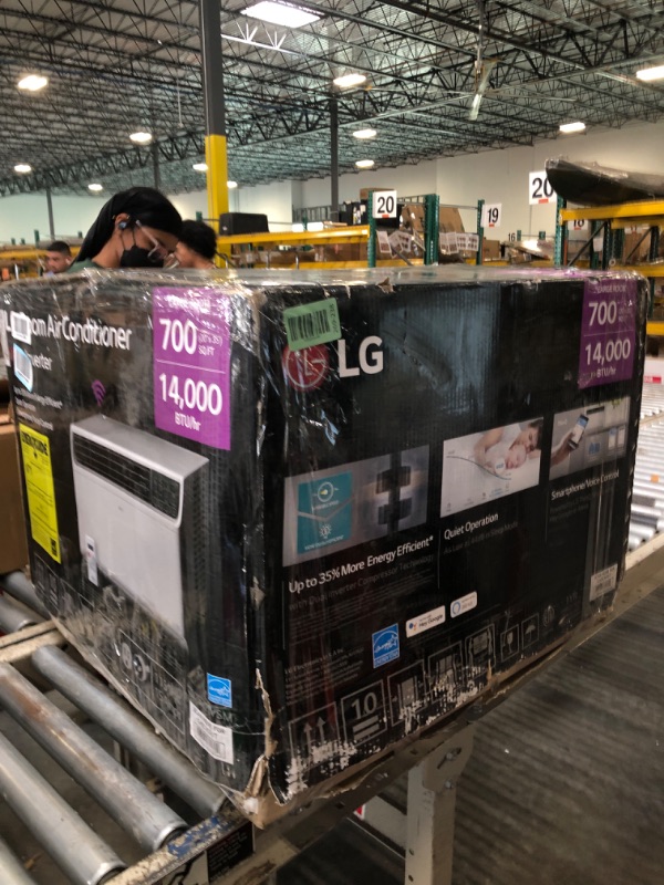 Photo 1 of ******turns on perfectly***** LG 14,000 BTU DUAL Inverter Smart Window Air Conditioner, 115V, Cools 700 Sq. Ft. for Bedroom, Living Room, Apartment, Quiet Operation, ENERGY STAR, works with LG ThinQ, Amazon Alexa and Hey Google