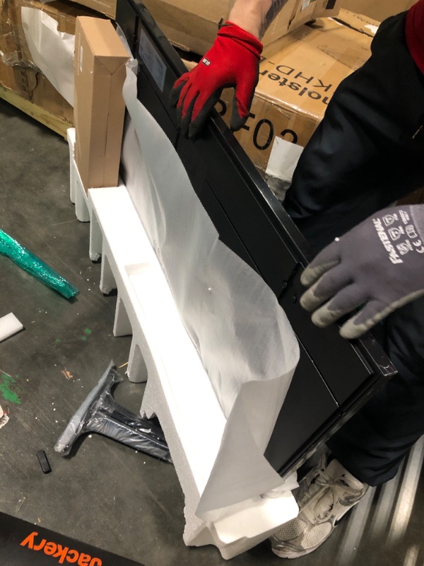 Photo 1 of ****it turns on perfectly**** Samsung 43-Inch Class The Frame LS03F 4K QLED Smart TV (2025 Model) Slim Fit Wall Mount, Modern Frame Design, NQ4 AI Gen2 Processor, Art Mode, Artful Picture Quality, Samsung Vision AI, Alexa Built-in