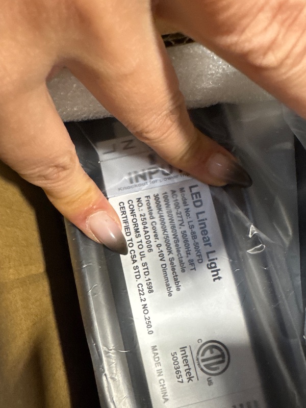 Photo 1 of ****BRAND NEW ITEM**** DAKASON 8FT LED Linear Light, 8Foot LED Shop Lights 100/80/60W 3/4/5000K CCT Selectable, 8Feet Commercial Bay Lighting Fixture for Office, Workshop, Gym, Market, Flush Mount Suspended ETL 4 Pack