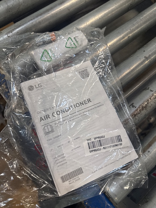 Photo 1 of ******it turns on perfectly****** cools quickly********* Whirlpool 10,000 BTU Window Air Conditioner with Dehumidifier, 115V, Window AC for Rooms up to 450 Sq. Ft., Living Room, Bedroom, or Kitchen, with Remote Control, Digital Display, and 24H-Timer, Whi