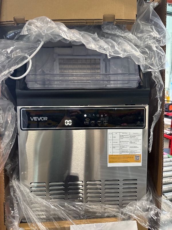 Photo 1 of ******it turns on perfectly******VEVOR Commercial Ice Maker Machine, 130Lbs/24H with 33Lbs Storage, 45 Cubes per Cycle, Stainless Steel Freestanding & Under Counter Ice Maker with LED Display & Self-Cleaning, for Home Bar Restaurant