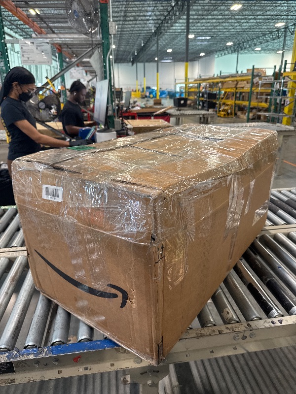 Photo 1 of ******it turns on perfectly******VEVOR Commercial Ice Maker Machine, 130Lbs/24H with 33Lbs Storage, 45 Cubes per Cycle, Stainless Steel Freestanding & Under Counter Ice Maker with LED Display & Self-Cleaning, for Home Bar Restaurant