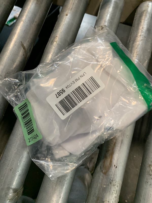 Photo 1 of ****NEEDS TO WASHED****IZOD Boys' School Uniform Short Sleeve Pique Polo, White, 4