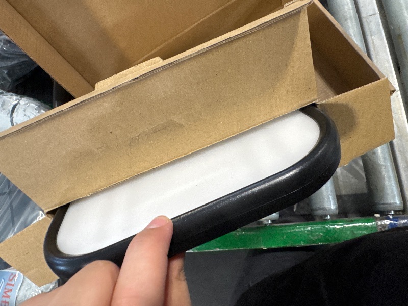 Photo 1 of *Untested & Missing Parts*
UBeesize Zoom Lighting for Computer, Video Conference Lighting for Video Calls, Desk Light with Stand and Phone Holder for Webcam, Home Office, Podcast, Online Meetings, Live Streaming
**Missing pole*