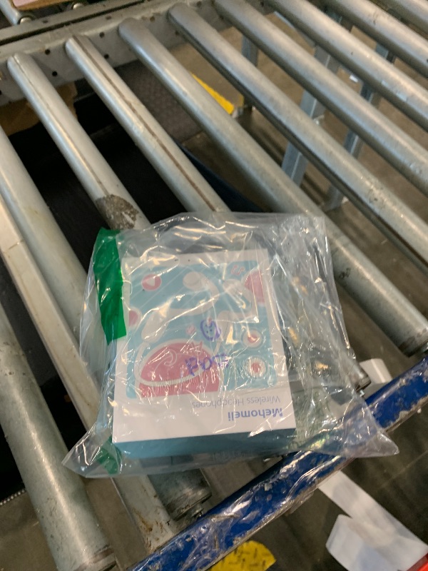 Photo 1 of ***Damaged left ear****Mehomeli Kids Headphones, Bluetooth 5.2 Air Conduction Open Ear Headphones, 85dB Volume Limiting, Stereo Sound with Mic, IPX5 Waterproof, 20H Playtime, Perfect for School and Outdoor Activities-Blue